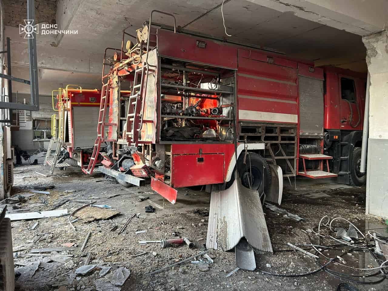 Росіяни обстріляли пожежну частину в Кураховому на Донеччині
