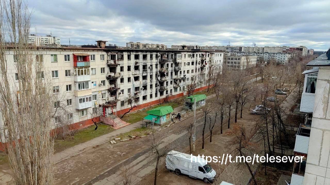 «Букварь», «Пески», «Бомбей»: у мережі з’явились нові фото з окупованого Сіверськодонецька