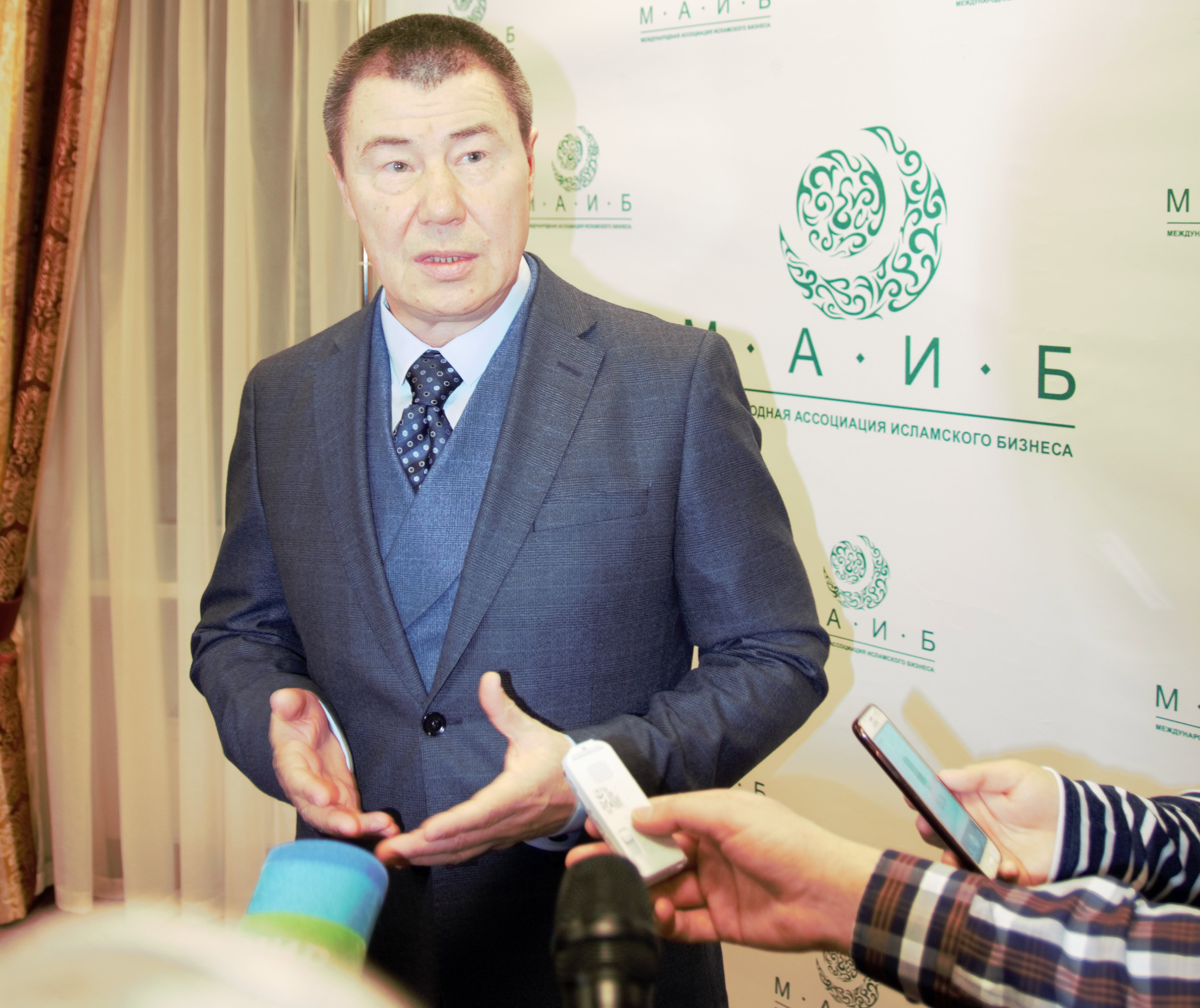 Чорне золото Донбасу: хто заробляє на тіньовому експорті вугілля з окупованих територій