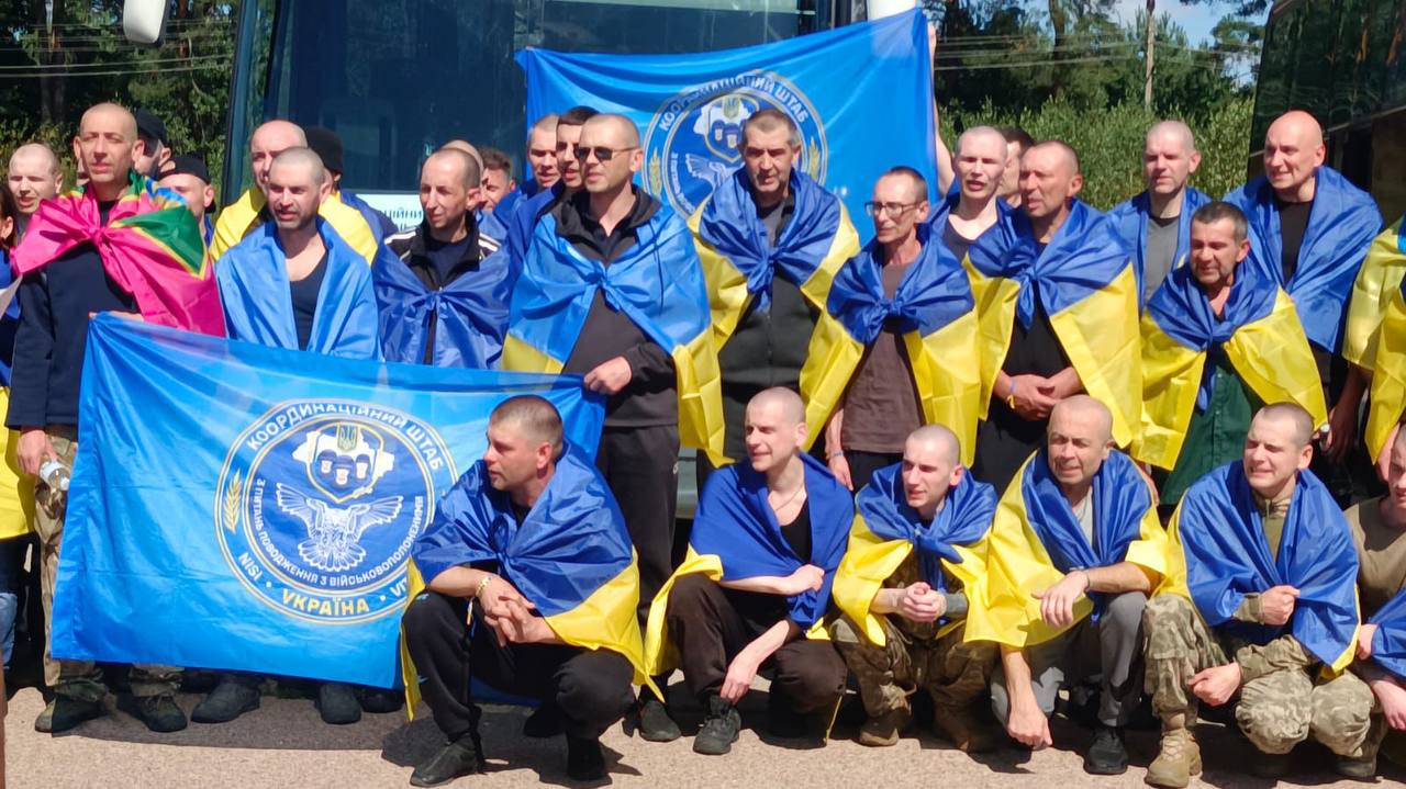 До України повернули 84 військових та цивільних у рамках нового обміну полоненими