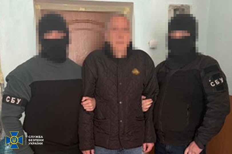 Правоохоронці затримали інформатора, який коригував удари російських «Ланцетів» по Костянтинівці