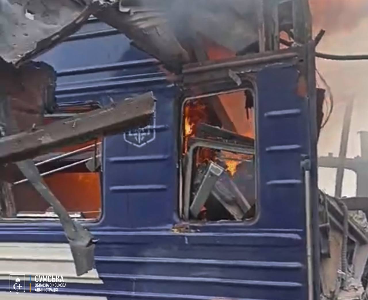 Росія вдарила по залізничному вокзалу на Сумщині, є постраждалі