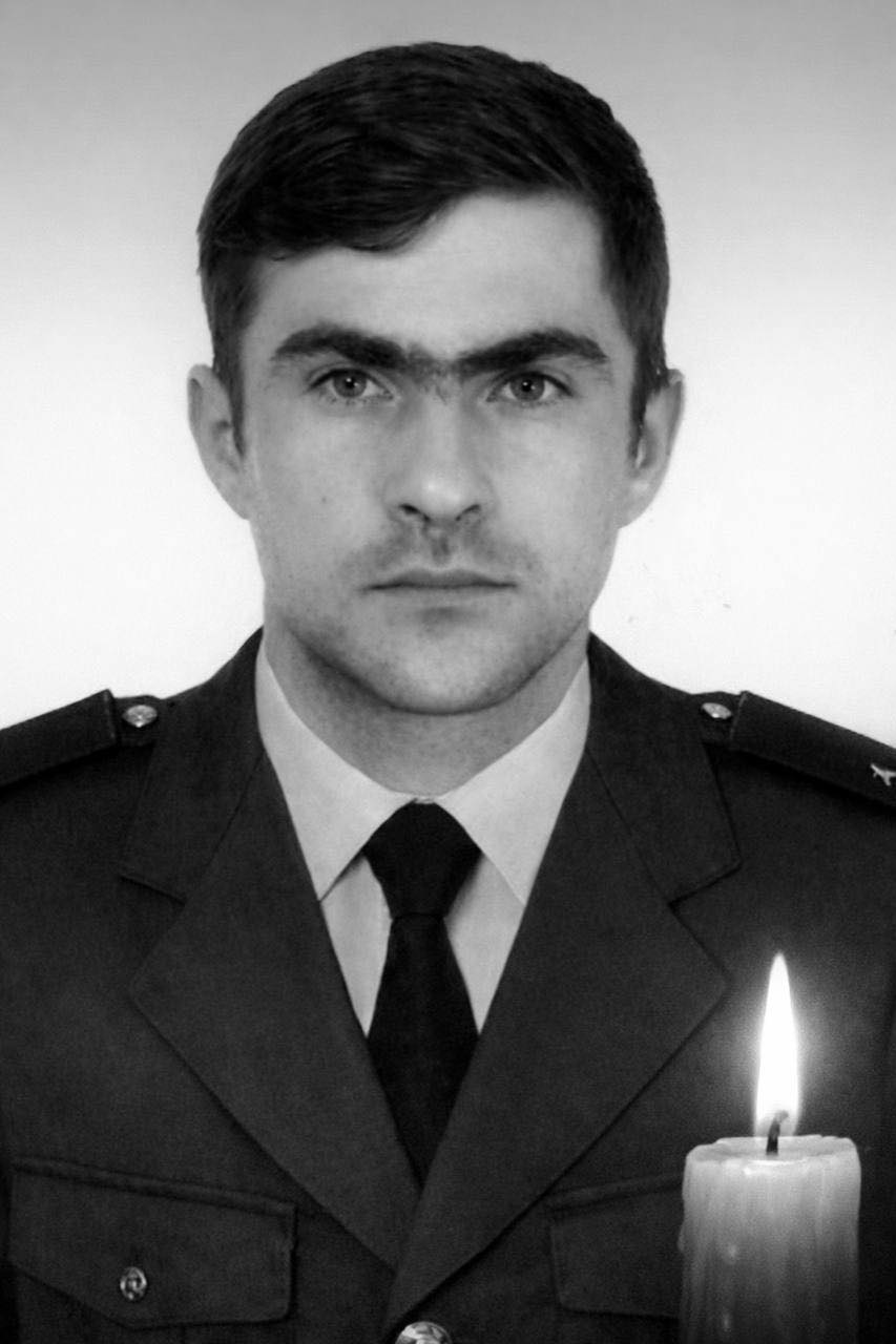 У Києві під час відновлення енергооб’єкта загинув рятувальник-верхолаз