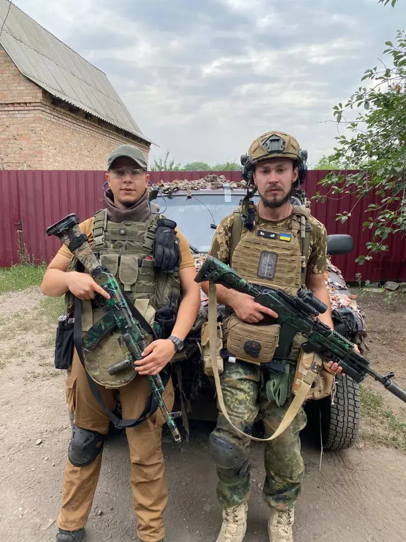 Коли дитинство закінчується з окупацією. Письменник із Донеччини Марк Бабаревич — про службу в НГУ й книги про війну