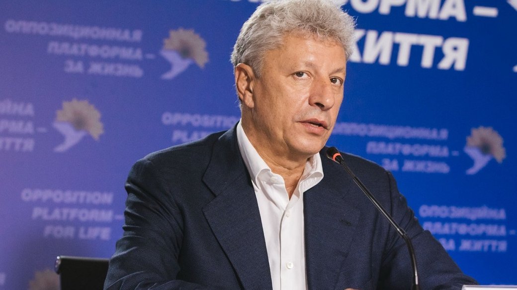 Герої та антигерої: історія найвищої нагороди України