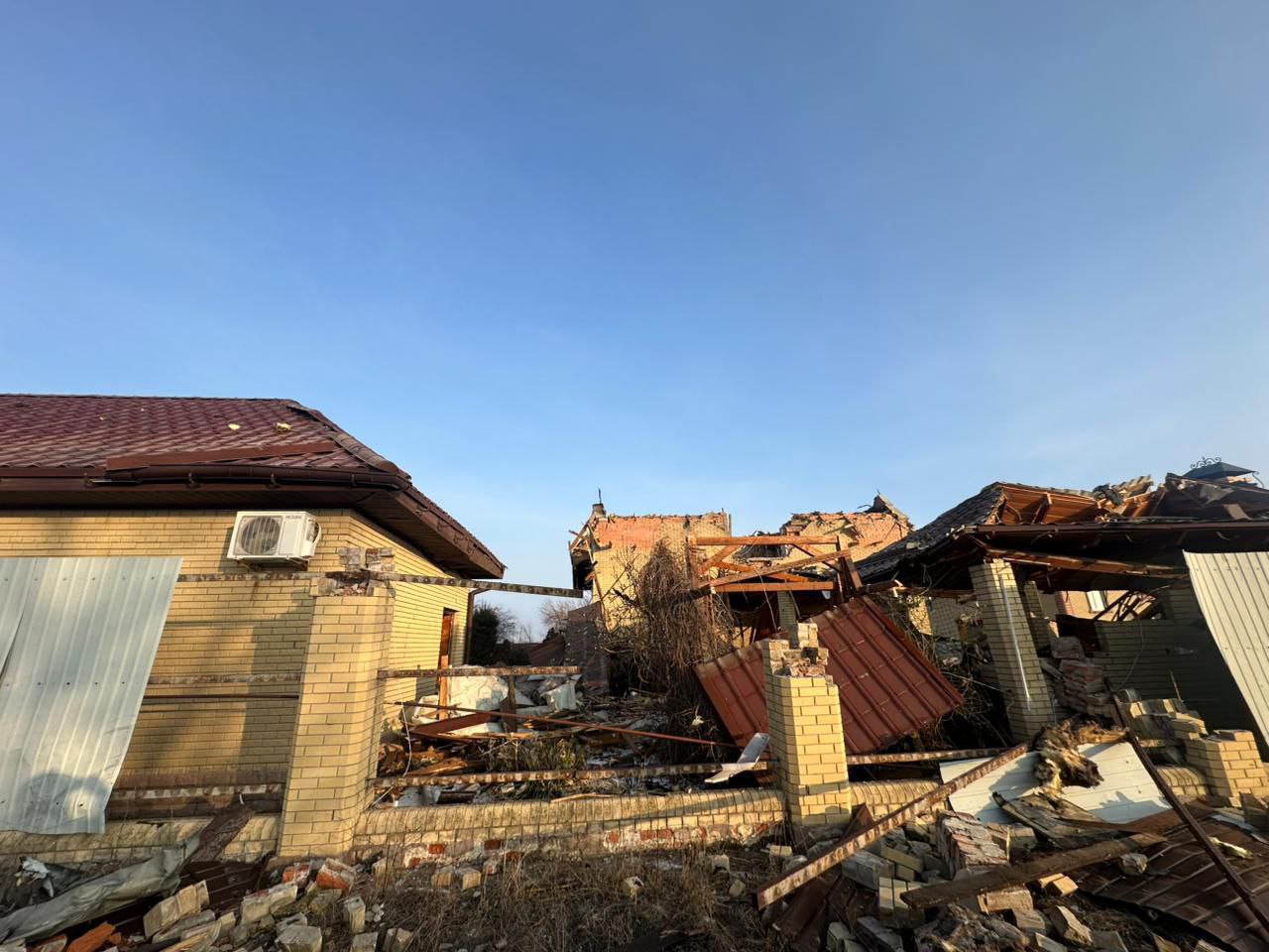 Російські війська обстріляли 11 населених пунктів Донеччини: поранені п’ятеро цивільних