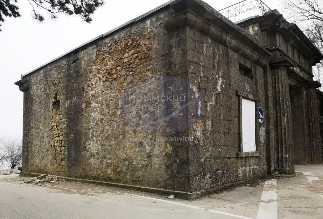 Севастопіль. Байдарські ворота, зведені у 1848 році.