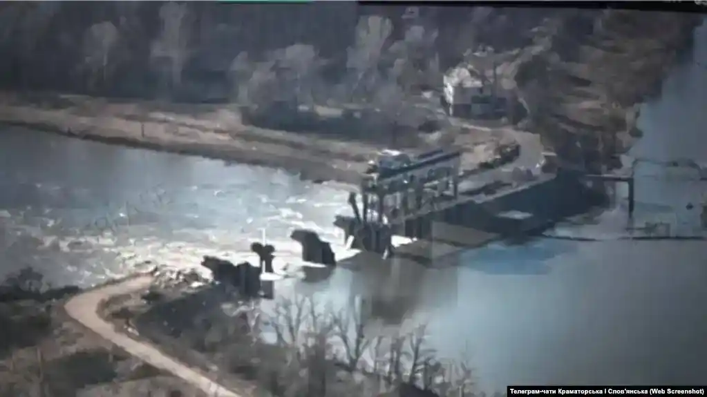 Росія зруйнувала греблю на Сіверському Донці